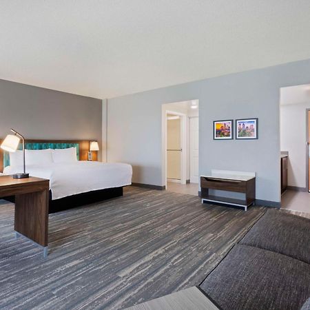 Hampton Inn & Suites Tampa East Casino Area Seffner Экстерьер фото