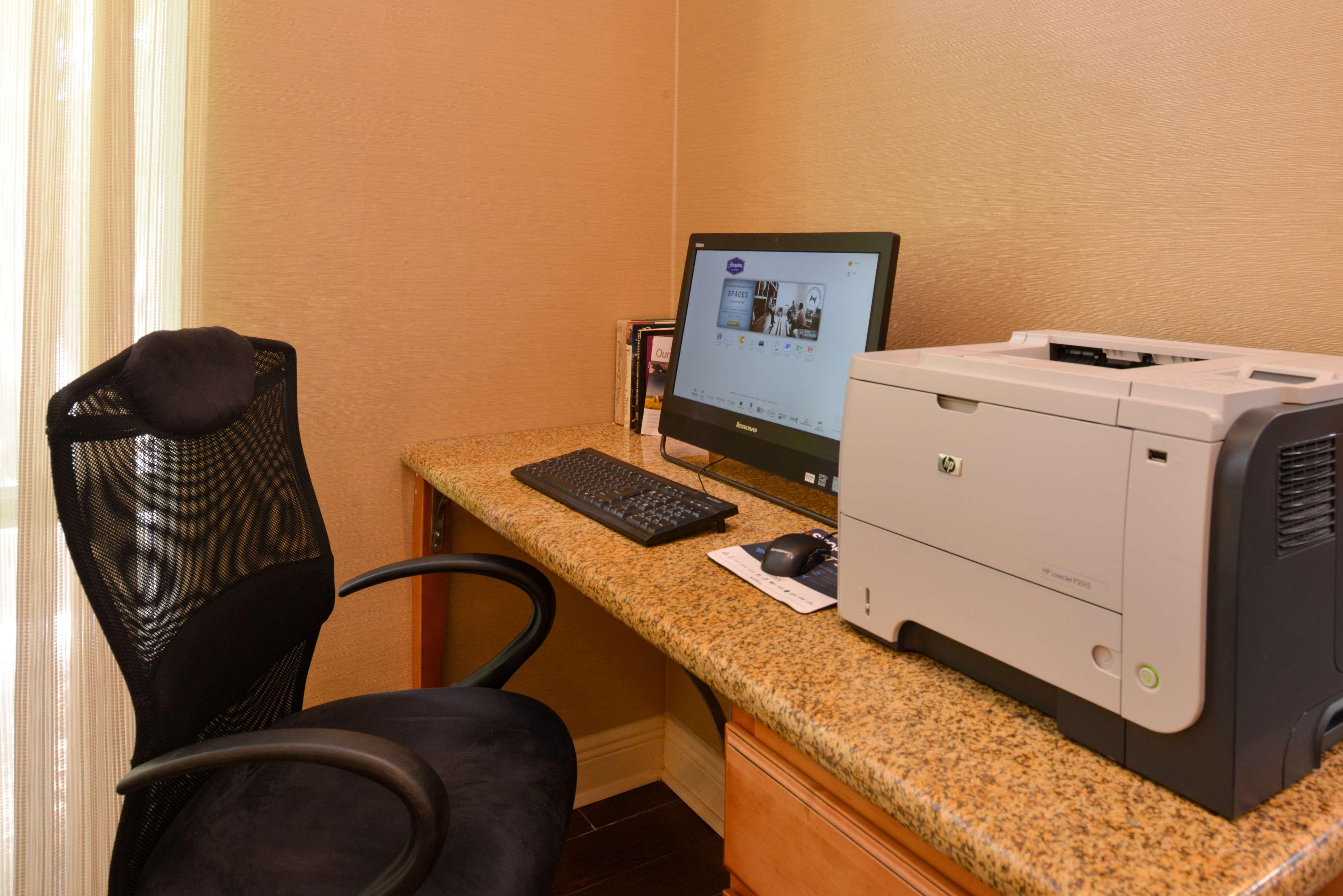 Hampton Inn & Suites Tampa East Casino Area Seffner Экстерьер фото