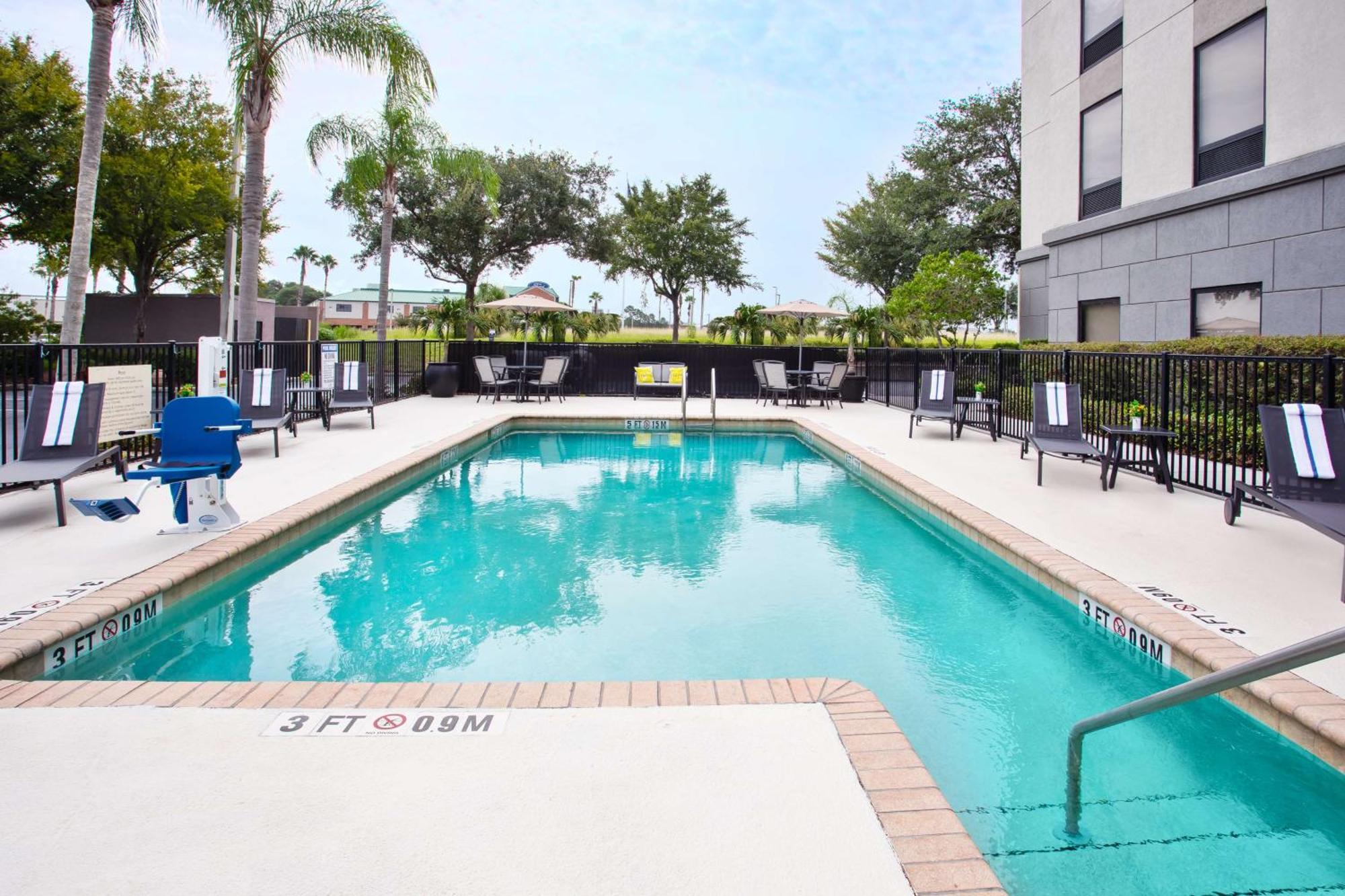 Hampton Inn & Suites Tampa East Casino Area Seffner Экстерьер фото